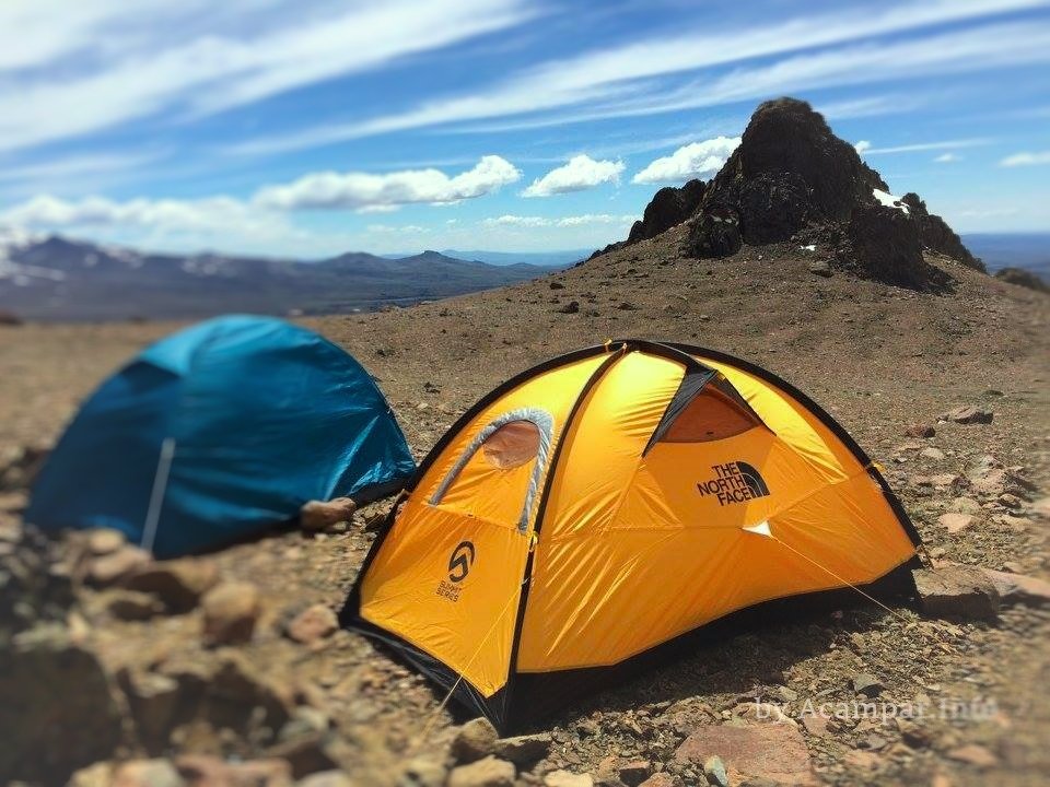 Carpa Iglú muy liviana.